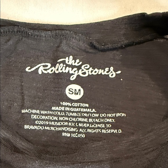 The Rolling Stones T-Shirt 1975 US Tour Graphic Reprint Rock Vintage-style Merch - Picture 6 of 7